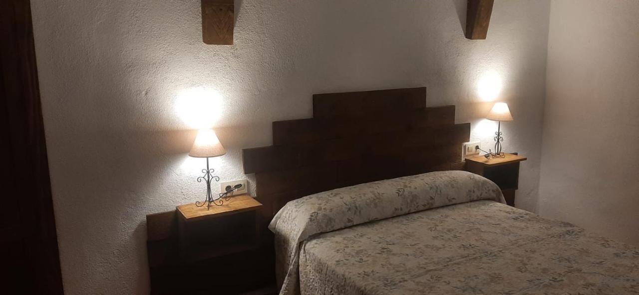 Affittacamere Casa Cueva El Almendro Pegalajar Esterno foto